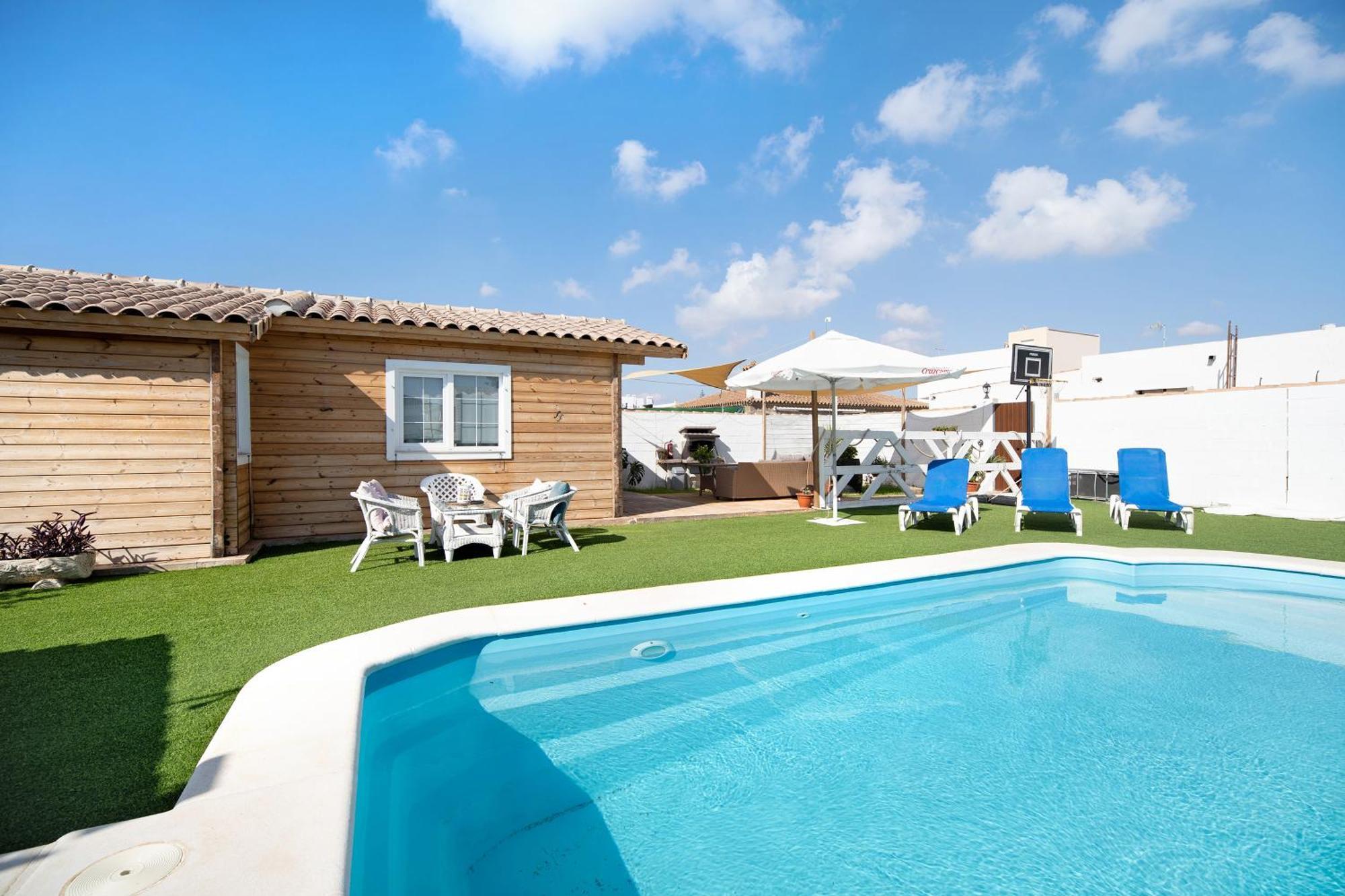 Villa Fuego - Solo Familias Chiclana de la Frontera Eksteriør billede